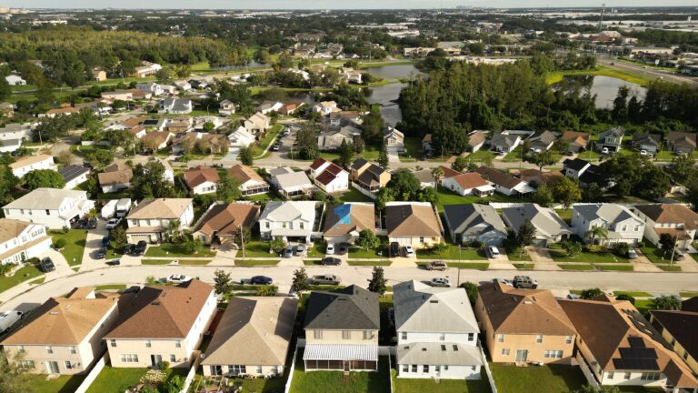 Best Suburbs Near Chicago, Illinois for Families in 2026