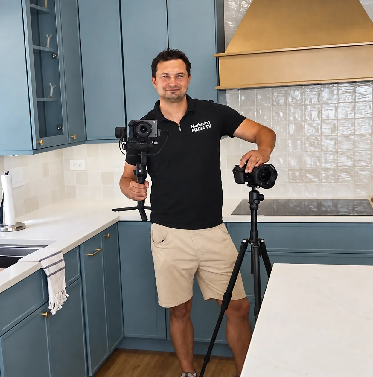 Marcin Suraj with photography equipment