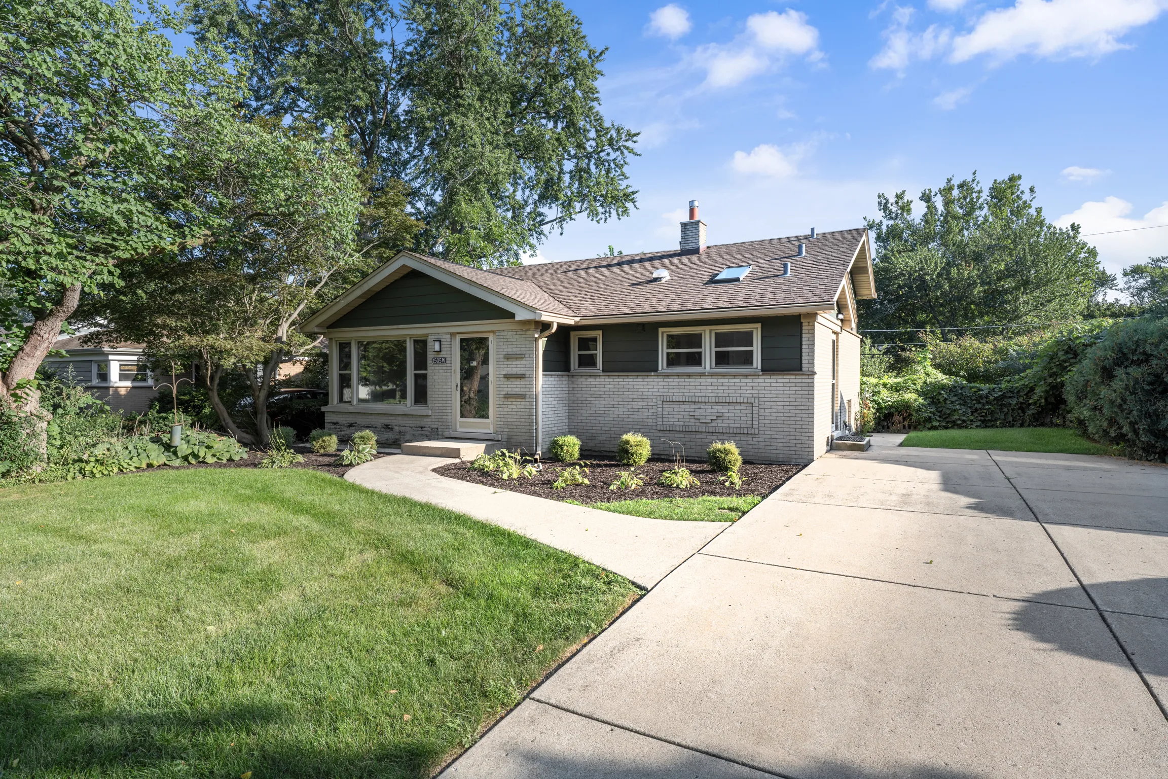 1505 W Euclid Ave, Arlington Heights, IL