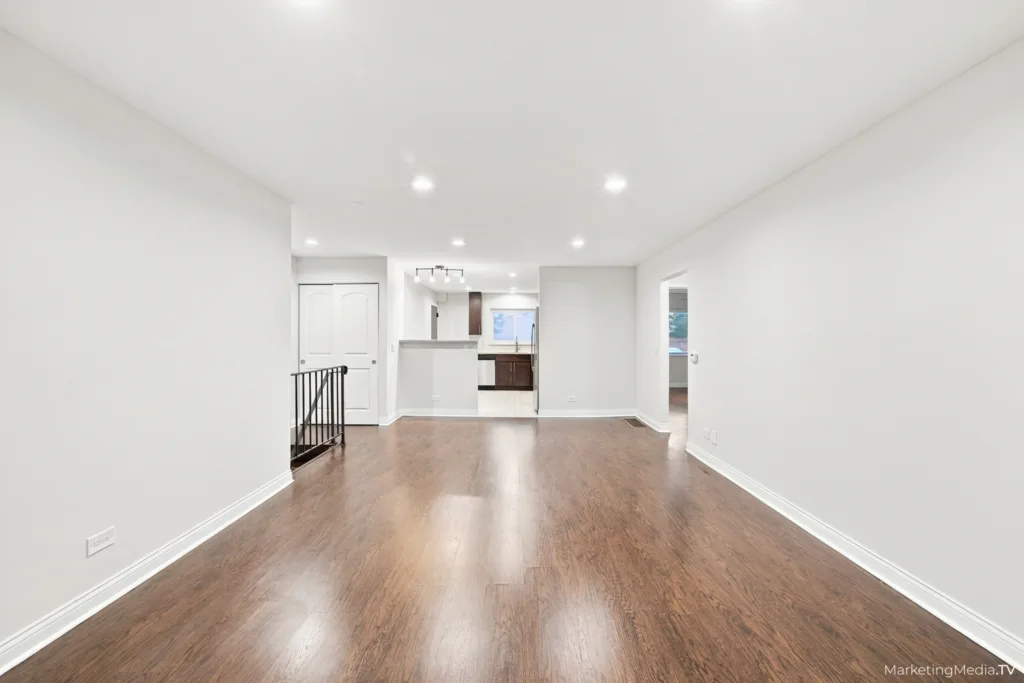 400 E Kensington Rd, Mt Prospect, IL — gallery photo 4