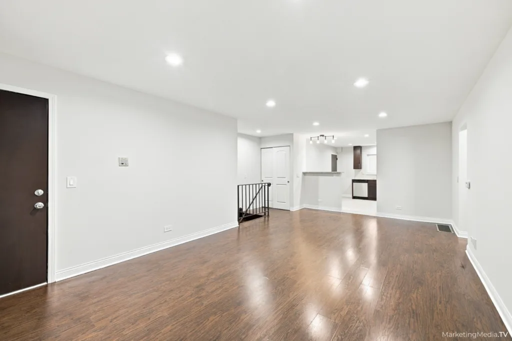 400 E Kensington Rd, Mt Prospect, IL — gallery photo 5